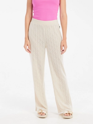 4---46651009_106_model_front-half_01