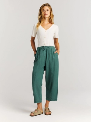 4---46661002_477_model_front-full_01