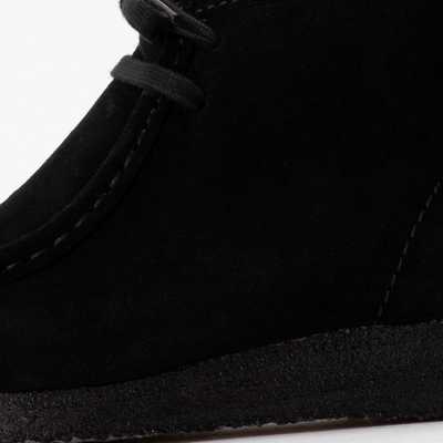 Clarks Originals Men Wallabee Boot Black Suede | Sneaker District