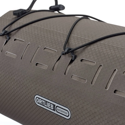 7---ORTLIEB-DRY-PACK-16L-F9935-DETAIL1