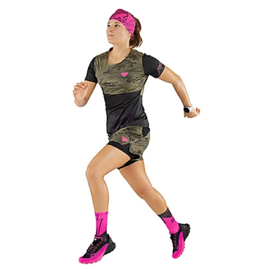 dynafit-w-trail-graphic-shirt-23a-dyf-71641-winter-moss-exagon-camo-2