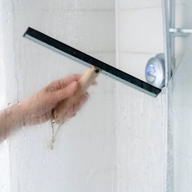 ecoLiving-wooden-squeegee[2]
