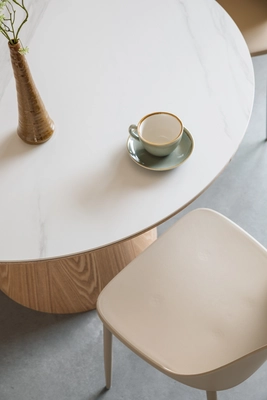 Almira round dining table 1000328_22