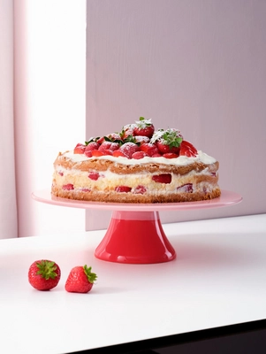 3---Joy-strawberry-smoothie-Tortenplatte_780c0651-5cd4-4a98-957a-8e6bad8bafa2