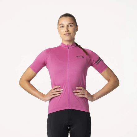 8---45319600-058-02-model_image_03
