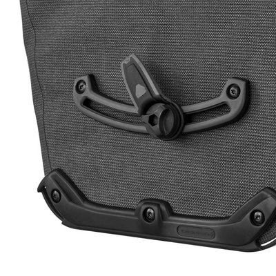 3---ORTLIEB-BACK-ROLLER-PLUS-URBAN-F5536-DETAIL1