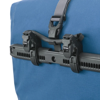 3---ORTLIEB-BACK-ROLLER-PLUS-QL22-F5214-DETAIL2