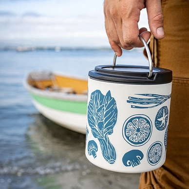 food_canister_32oz_graphics_handle_boat_lifestyle_1024x