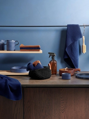 3---Cotton-Towels-deepblue-ginger_a436cb9b-54a1-4b44-978a-37ca31c238b1