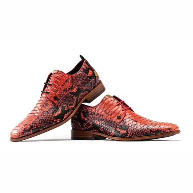 greg-snake-202-3000-red_stapel