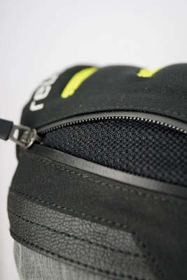 6---Reusch_Travis_GORE-TEX_Junior_6261302_7686_black_yellow_grey_4