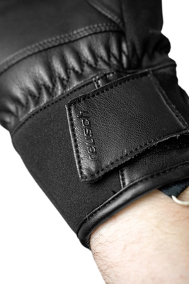 7---Reusch_Diverge_6501137_7700_black_3
