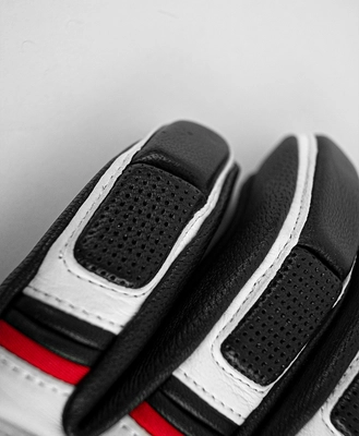 5---Reusch_Pro_RC_6201110_7745_black_3