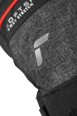 6---Reusch_Thunder_R-TEX®_XT_6401216_7680_black_red_grey_4