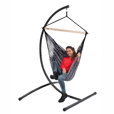 hanging-chair-comfort-black-white-50