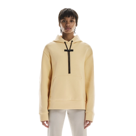 1WF30363537-focus_tech_hoodie-fw25-nectar-w-1x1-tr-PLP