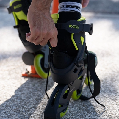 6----9_roces-r-evo-100-inline-skates-black-lime-7