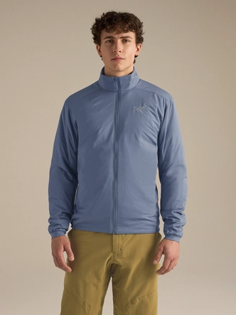 2---F26_X000009561_021320_Atom_Jacket_Stratus_Men_M_Front-View_Lowres