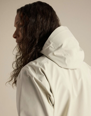 4---F26-X000010878-Beta-Jacket-Sea-Salt-Detail-1