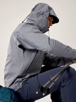 8---f25_x000010552_019619_beta-sl-jacket_void_men_m_pit-zip