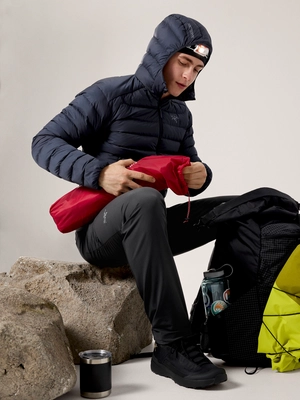 9---f25_x000010521_001280_cerium-hoody_black-sapphire_men_m_hover