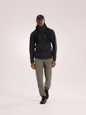 6---S26_X000010606_002291_Gamma Lightweight Hoody_Black_Men_M_Full-Body_Lowres