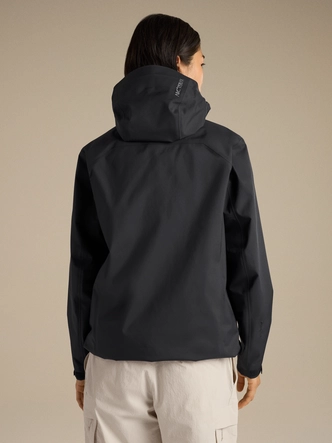 3---F26_X000010869_002291_Beta_Jacket_Black_Women_S_Back-View_Lowres
