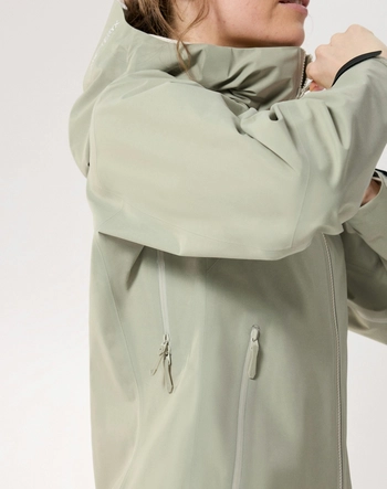 9---S26-X000010020-Beta-SL-Jacket-Habitat-Women-s-Pit-Zip