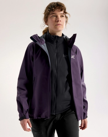 3---S26-X000010020-Beta-SL-Jacket-Moondrop-Women-s-Detail-1