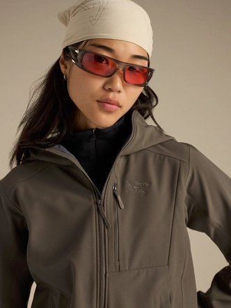 4---F26_X000009456_001631_Gamma_MX_Hoody_Mongoose_Women_S_Detail-1_Lowres