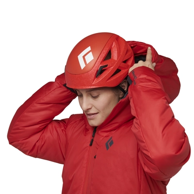 5---744013_6050_W_BELAY_PARKA_Coral_Red_05