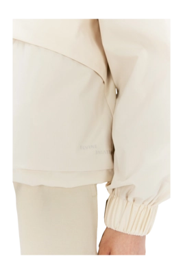 6---Sallie_ELVINE_jacket-soft-white_240424-1999