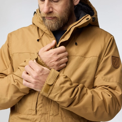 3----Skogso_Padded_Jacket_M_82279-232_J_MODEL_FJR
