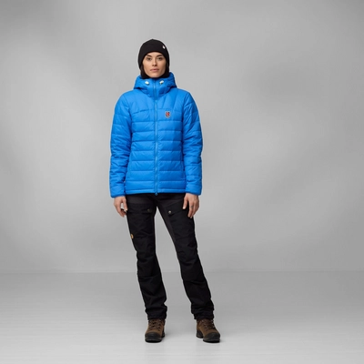 3---Expedition_Pack_Down_Hoodie_W_86122-525_C_MODEL_FJR