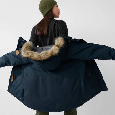 5---Singi_Down_Jacket_W_86374-555_D_MODEL_FJR