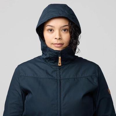 10---Stina_Jacket_W_89234-555_J_MODEL_0679