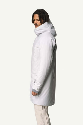 15---Ms-Fall-in-Parka_A-Touch-Of-Gray_248514_G66_P_F_8569_c_low