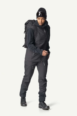 6---Ws-Moonwalk-Houdi_True-Black_830030_900_SET_6237_c_low