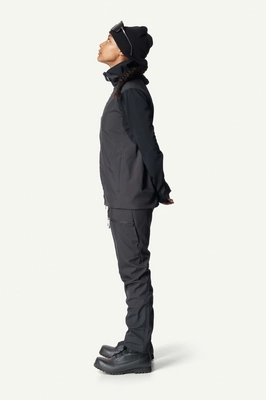 7---Ws-Moonwalk-Houdi_True-Black_830030_900_SET_6239_c_low