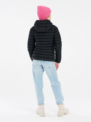 7---6927500_290_model_back-full_01