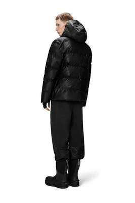 3---15120_BlackGrain_AW25_Men_2