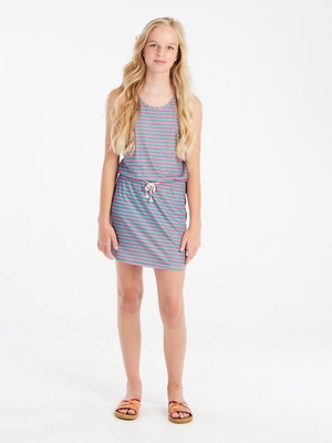 4---24951007_724_model_front-full_01