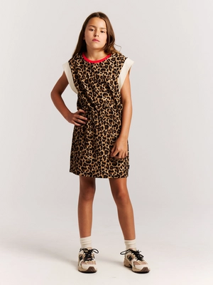 24961002_808_model_front-full_01