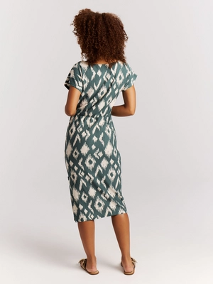 6---24661003_477_model_back-full_01