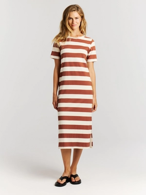 4---24661002_375_model_front-full_01