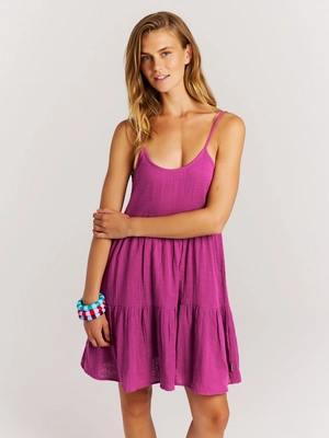 24661007_635_model_front-half_01
