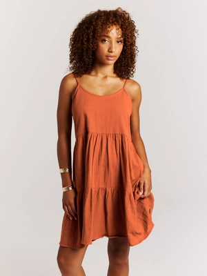 6---24661007_375_model_front-half_01