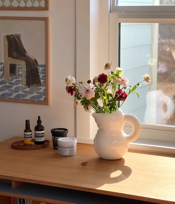 5---4_Bone-jug-glossy