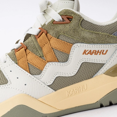 Karhu Unisex Fusion XT Icicle / Oak Buff 26 | Sneaker District COM