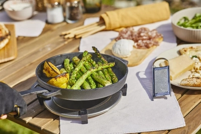 8---8_348148-Skillet-Sfeer3-8_24